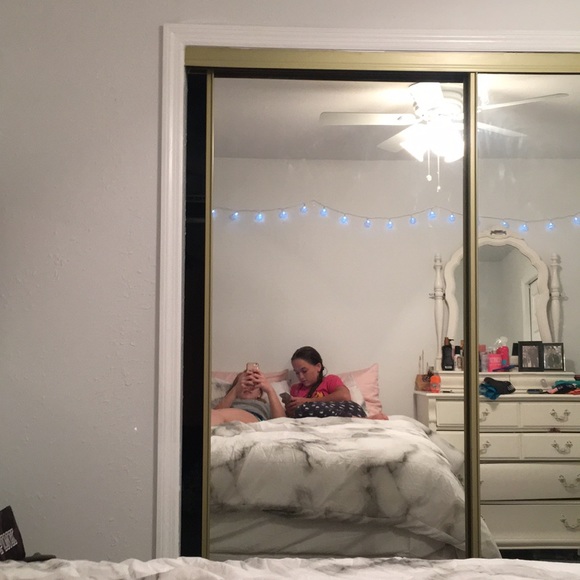 Meet your Posher, Camie - Picture 1 of 1